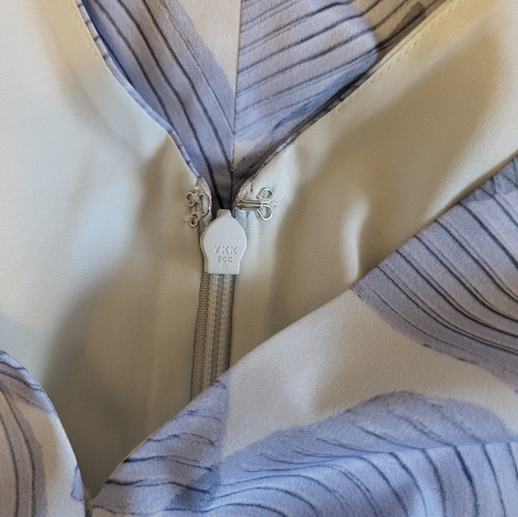 Club Monaco Printed Rouched Front Dress Size 8 Blue & White - Picture 11 of 13